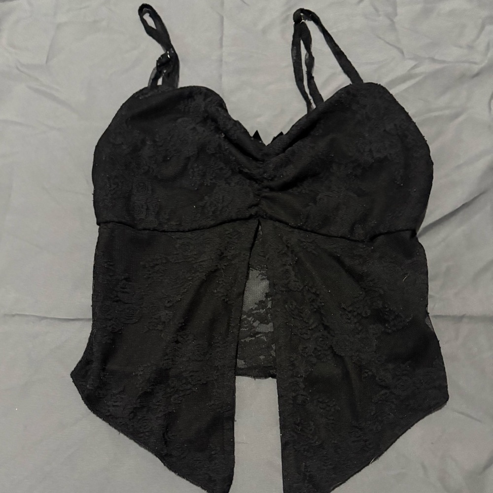 Black Lace Sleeveless Top